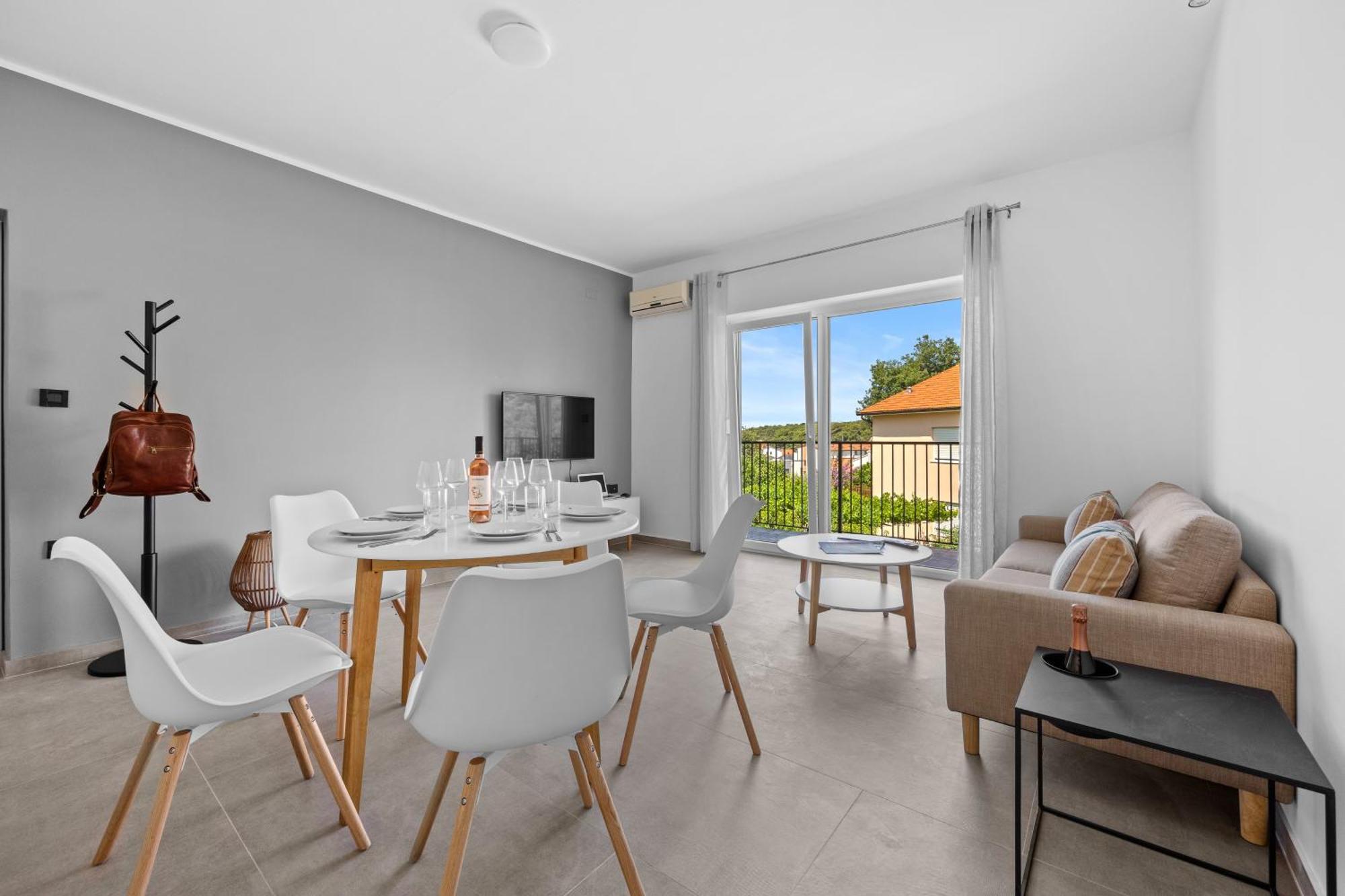 Paliska Apartment *